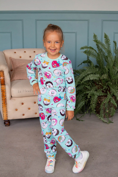 1dae64da-c66a-4a6d-9d92-b63978f658f4