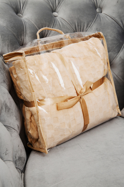 c725e4a5-5daf-42f5-b0de-82a31984e684